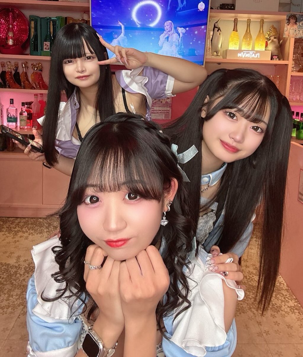 ♡･･*･･♡･･*･･♡･･*･･♡･･*･･♡･･*･･♡

キラキラアイドルがコンセプト❣️
ようこそメルトアスリープへ♡

当店では、アイドルを目指す女の子がお給仕しています❣️
推しの女の子を見つけ、推して推してアイドルになる夢を叶えてあげましょう♪

アイドルコンセプトカフェ
メルトアスリープ
住所：東京都千代田区外神田4-4-9 松井ビル2F
アクセス：秋葉原駅電気街口から徒歩3分 ドンキホーテ横

【キャスト募集】
アイドルを目指す女の子大歓迎❣️
アイドル事務所が手掛けているので、
夢を叶えるお手伝いができます♪

#秋葉原コンカフェ #アイドル 

♡･･*･･♡･･*･･♡･･*･･♡･･*･･♡･･*･･