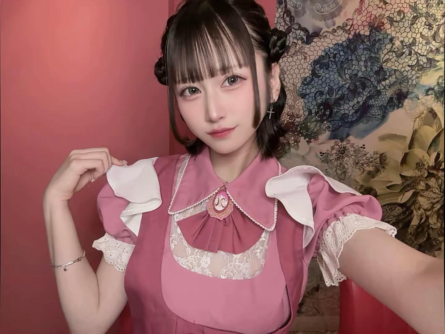 ♡･･*･･♡･･*･･♡･･*･･♡･･*･･♡･･*･･♡

キラキラアイドルがコンセプト❣️
ようこそメルトアスリープへ♡

当店では、アイドルを目指す女の子がお給仕しています❣️
推しの女の子を見つけ、推して推してアイドルになる夢を叶えてあげましょう♪

アイドルコンセプトカフェ
メルトアスリープ
住所：東京都千代田区外神田4-4-9 松井ビル2F
アクセス：秋葉原駅電気街口から徒歩3分 ドンキホーテ横

【キャスト募集】
アイドルを目指す女の子大歓迎❣️
アイドル事務所が手掛けているので、
夢を叶えるお手伝いができます♪

#秋葉原コンカフェ #アイドル 

♡･･*･･♡･･*･･♡･･*･･♡･･*･･♡･･*･･