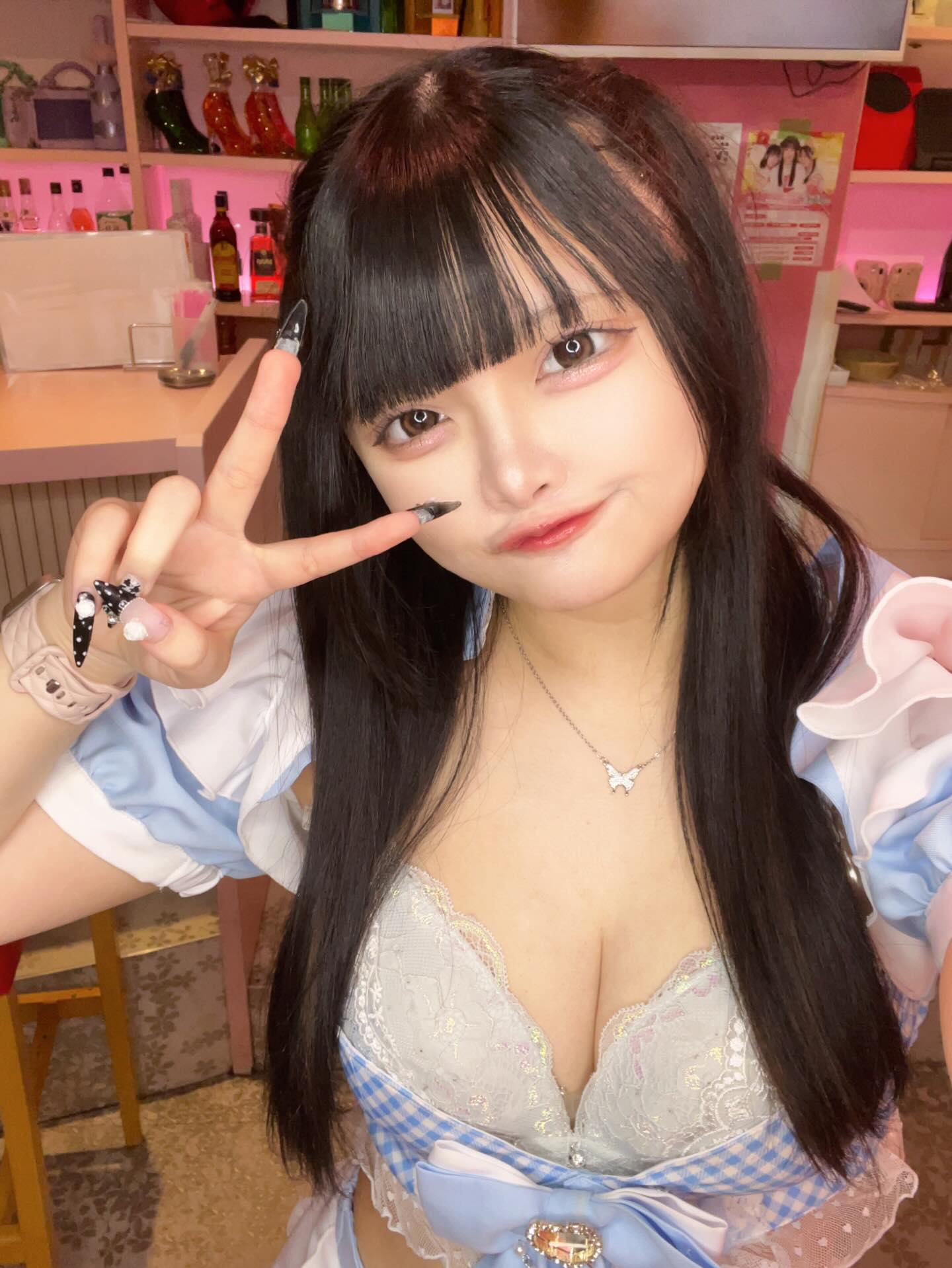 ♡ ♡・・*・・♡・・*・・♡・・*・・♡・・*・・♡・・*・・♡
キラキラアイドルがコンセプト❣️
ようこそメルトアスリープへ♡
当店では、アイドルを目指す女の子がお給仕しています❣️
推しの女の子を見つけ、推して推してアイドルになる夢を叶えてあげましょう♪
アイドルコンセプトカフェ
メルトアスリープ
住所:東京都千代田区外神田4-4-9 松井ビル2F
アクセス:秋葉原駅電気街口から徒歩3分 ドンキホーテ横
【キャスト募集】
アイドルを目指す女の子大歓迎❣️
アイドル事務所が手掛けているので、
夢を叶えるお手伝いができます♪
#秋葉原コンカフェ #アイドル
♡・・*・・♡・・*・・♡・・*・・♡・・*・・♡・・*・・・・*・・