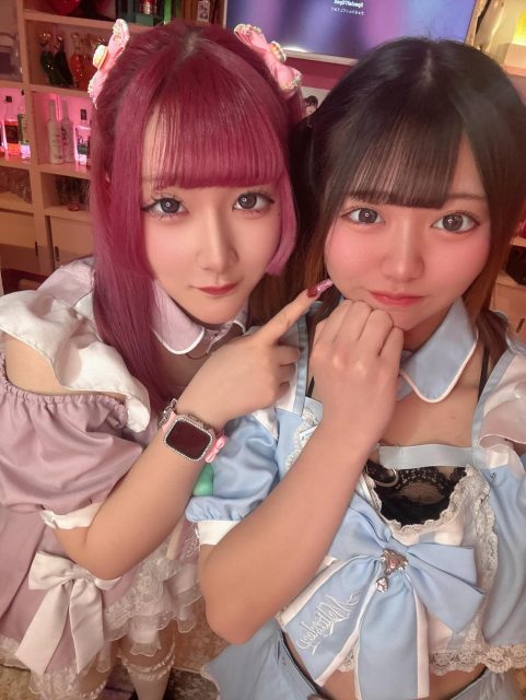 ♡ ♡･･*･･♡･･*･･♡･･*･･♡･･*･･♡･･*･･♡

キラキラアイドルがコンセプト❣️
ようこそメルトアスリープへ♡

当店では、アイドルを目指す女の子がお給仕しています❣️
推しの女の子を見つけ、推して推してアイドルになる夢を叶えてあげましょう♪

アイドルコンセプトカフェ
メルトアスリープ
住所：東京都千代田区外神田4-4-9 松井ビル2F
アクセス：秋葉原駅電気街口から徒歩3分 ドンキホーテ横

【キャスト募集】
アイドルを目指す女の子大歓迎❣️
アイドル事務所が手掛けているので、
夢を叶えるお手伝いができます♪

#秋葉原コンカフェ #アイドル 

♡･･*･･♡･･*･･♡･･*･･♡･･*･･♡･･*････*･･