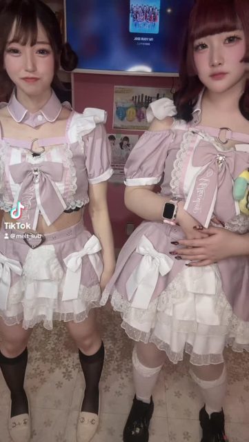 ♡ ♡･･*･･♡･･*･･♡･･*･･♡･･*･･♡･･*･･♡

キラキラアイドルがコンセプト❣️
ようこそメルトアスリープへ♡

当店では、アイドルを目指す女の子がお給仕しています❣️
推しの女の子を見つけ、推して推してアイドルになる夢を叶えてあげましょう♪

アイドルコンセプトカフェ
メルトアスリープ
住所：東京都千代田区外神田4-4-9 松井ビル2F
アクセス：秋葉原駅電気街口から徒歩3分 ドンキホーテ横

【キャスト募集】
アイドルを目指す女の子大歓迎❣️
アイドル事務所が手掛けているので、
夢を叶えるお手伝いができます♪

#秋葉原コンカフェ #アイドル 

♡･･*･･♡･･*･･♡･･*･･♡･･*･･♡･･*････*･･